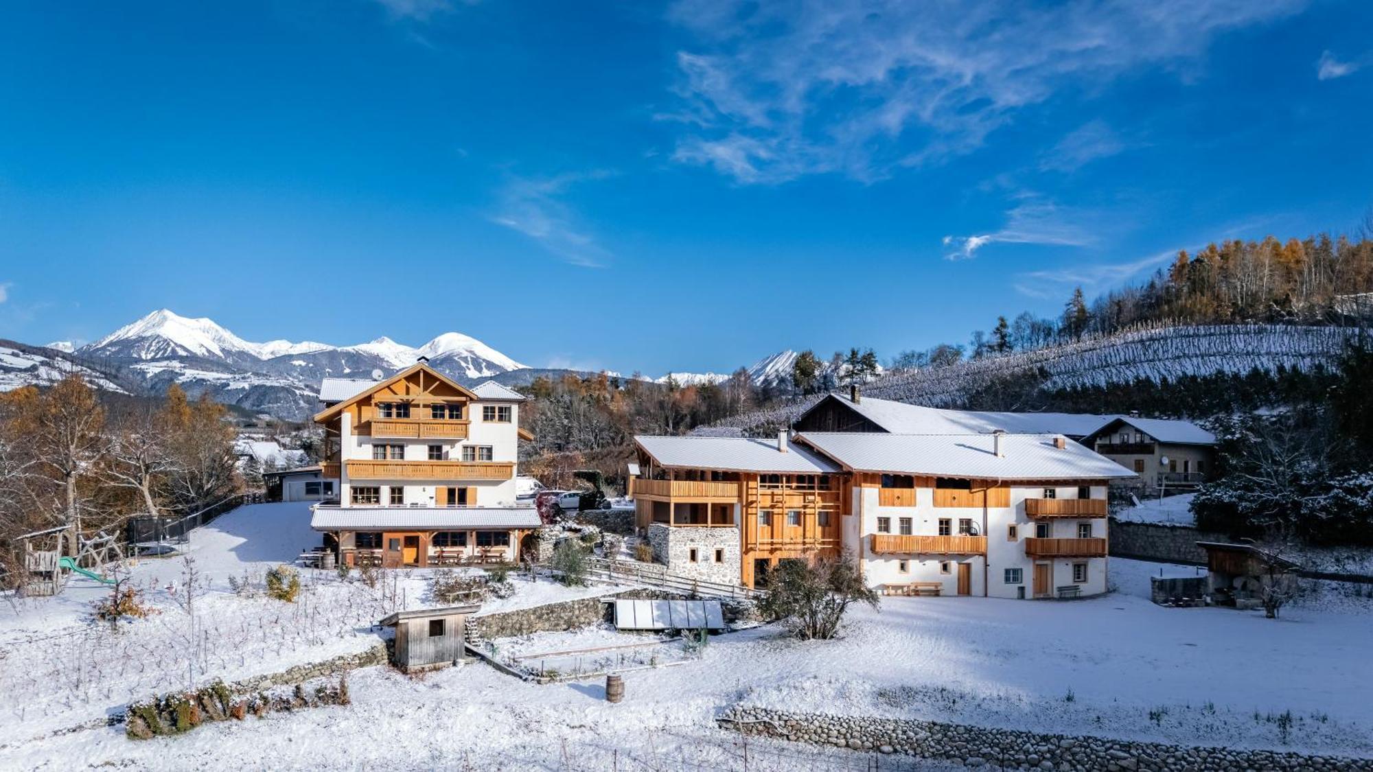 Trinnerhof- Hof Chalets Und Obsthof Mit Zimmer Natz-Schabs Eksteriør billede