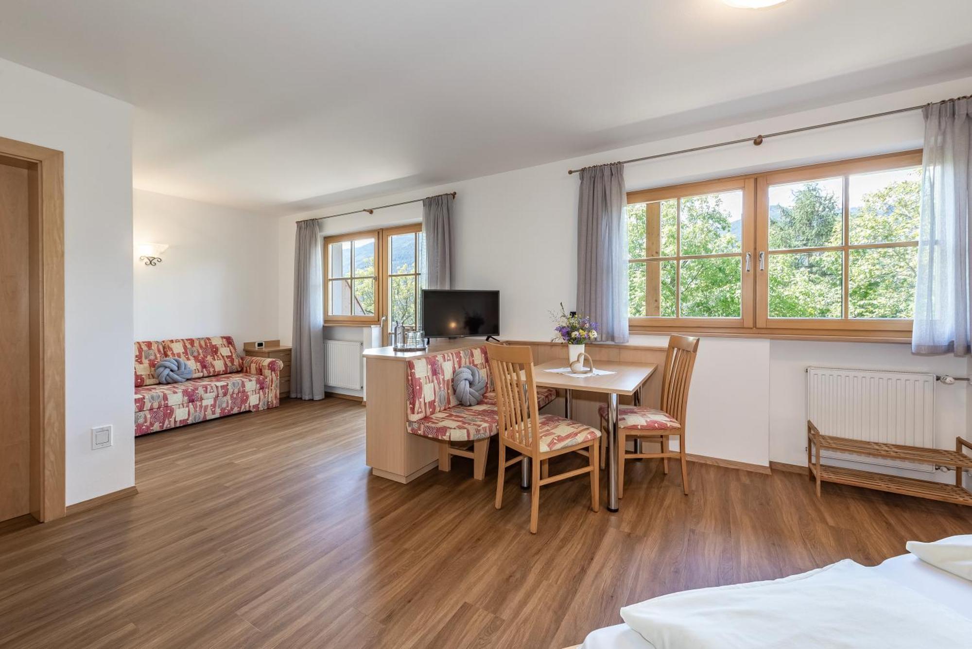 Trinnerhof- Hof Chalets Und Obsthof Mit Zimmer Natz-Schabs Eksteriør billede