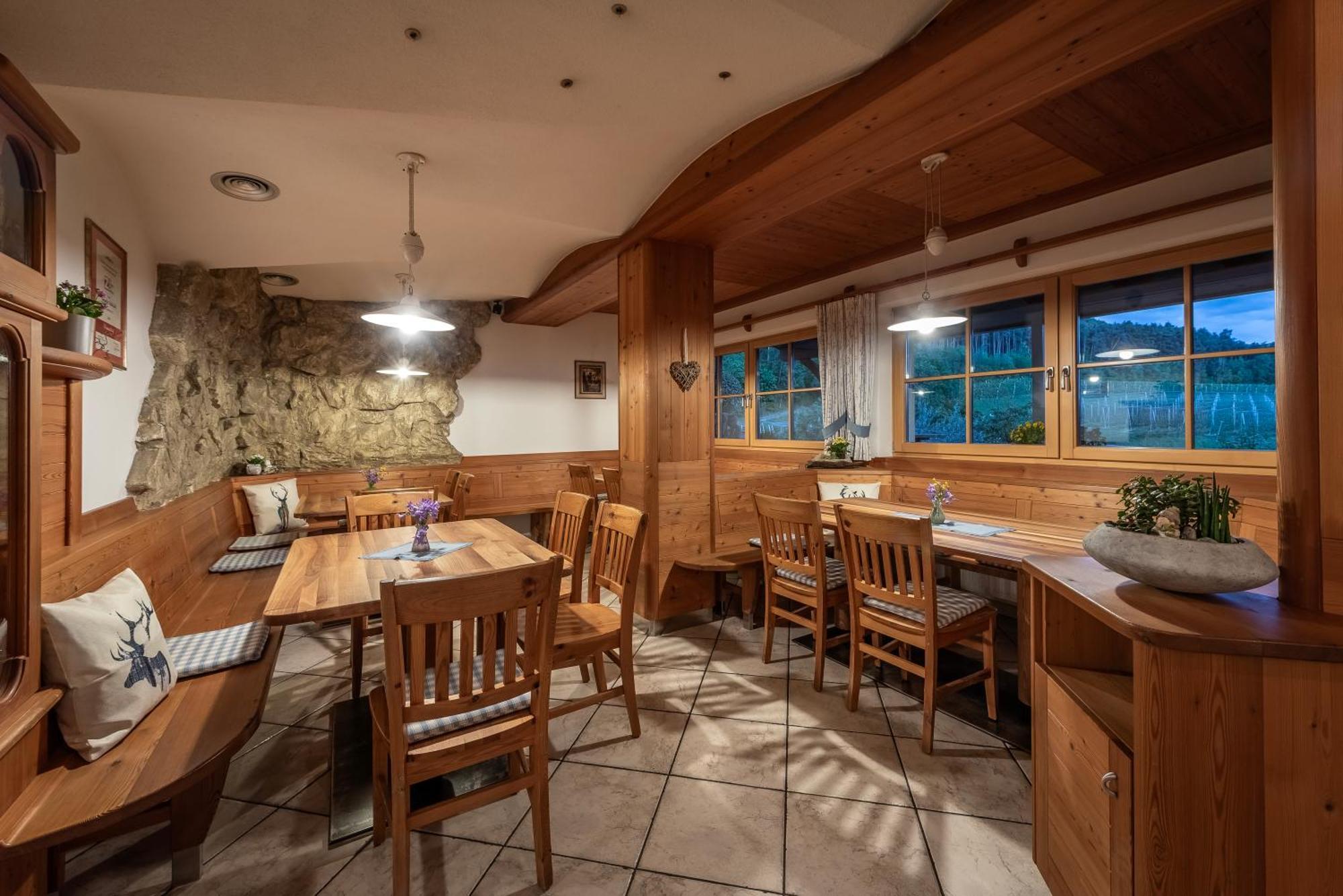 Trinnerhof- Hof Chalets Und Obsthof Mit Zimmer Natz-Schabs Eksteriør billede