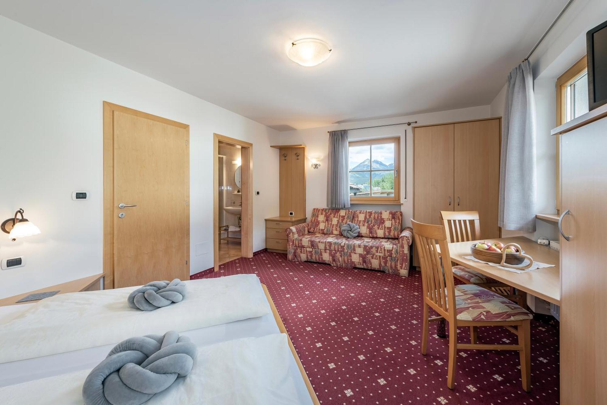 Trinnerhof- Hof Chalets Und Obsthof Mit Zimmer Natz-Schabs Eksteriør billede