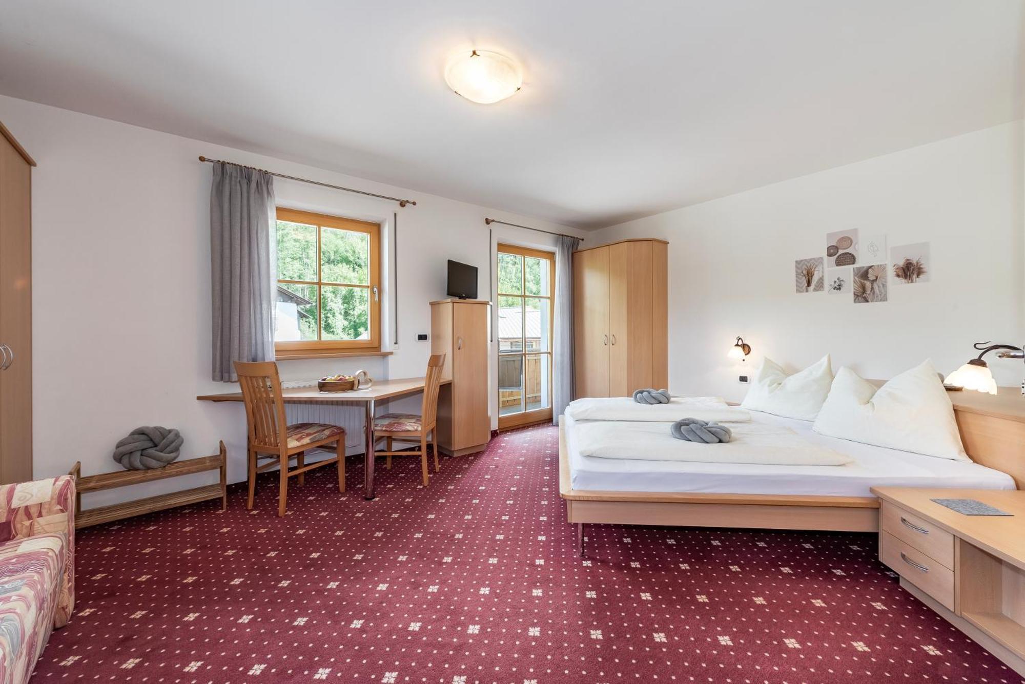 Trinnerhof- Hof Chalets Und Obsthof Mit Zimmer Natz-Schabs Eksteriør billede