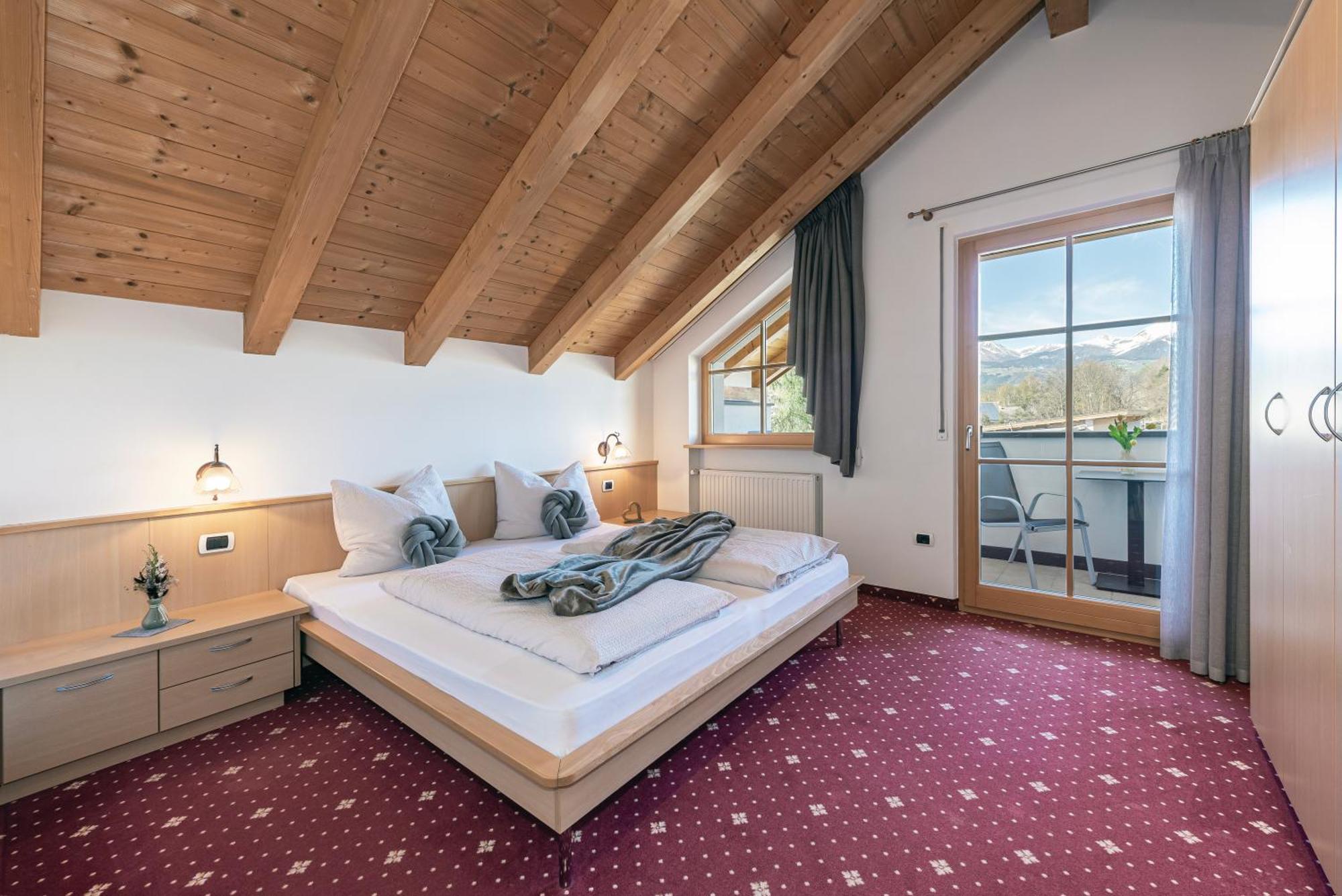 Trinnerhof- Hof Chalets Und Obsthof Mit Zimmer Natz-Schabs Eksteriør billede