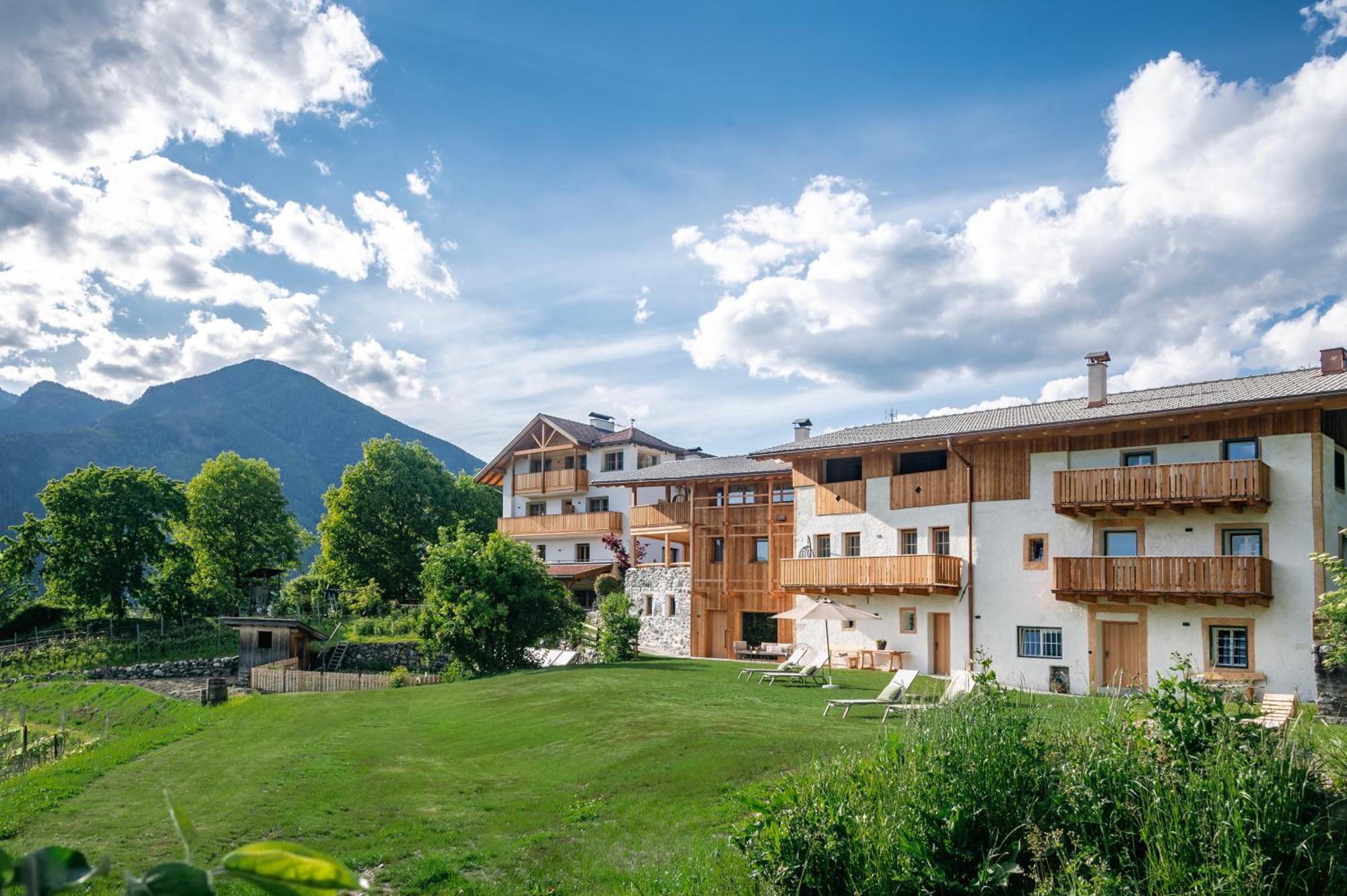 Trinnerhof- Hof Chalets Und Obsthof Mit Zimmer Natz-Schabs Eksteriør billede